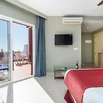 Ξενοδοχείο Arcos 3*