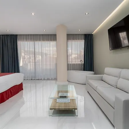 Arcos 3*